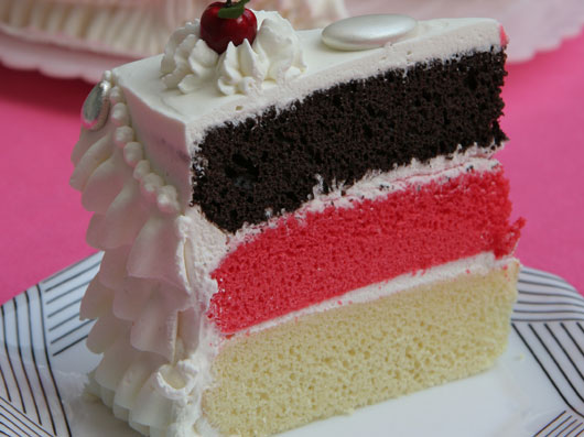 كيك سه رنگ | طرز تهیه کیک سه رنگ