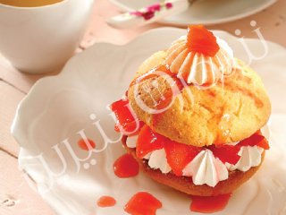 شورت کیک هلو (Strawberry shortcake)