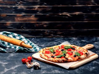 فوت و فن  پخت پیتزا ی خانگی