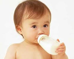 چه زمانی باید کودک را از شیر گرفت !