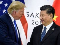 ترامپ دریافت تعرفه از کالاهای چینی را به حالت تعلیق درآورد